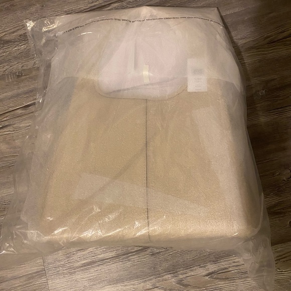 Coach Lana Pebbled Leather Hobo Tote Bag - Picture 7 of 8